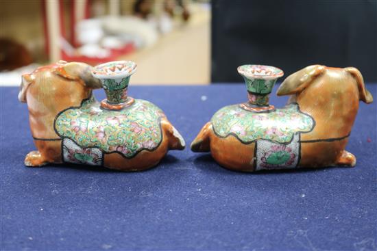 A pair of Canton porcelain shi shi, 4.75in.